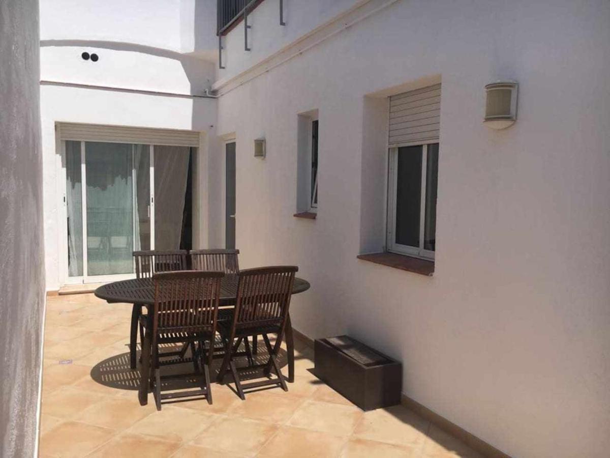 Nice And Quiet Flat In Premia De Mar Hutb Luaran gambar