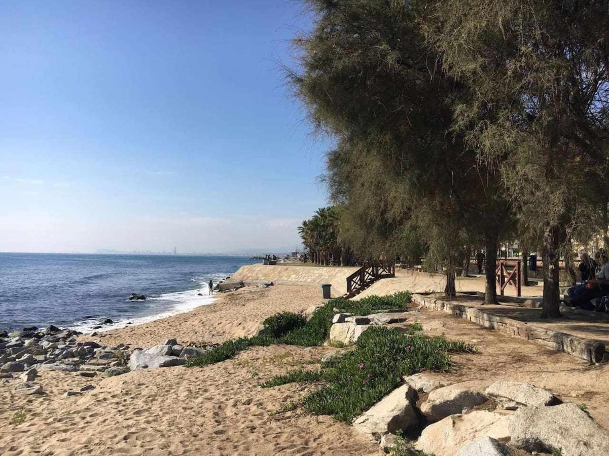Nice And Quiet Flat In Premia De Mar Hutb Luaran gambar